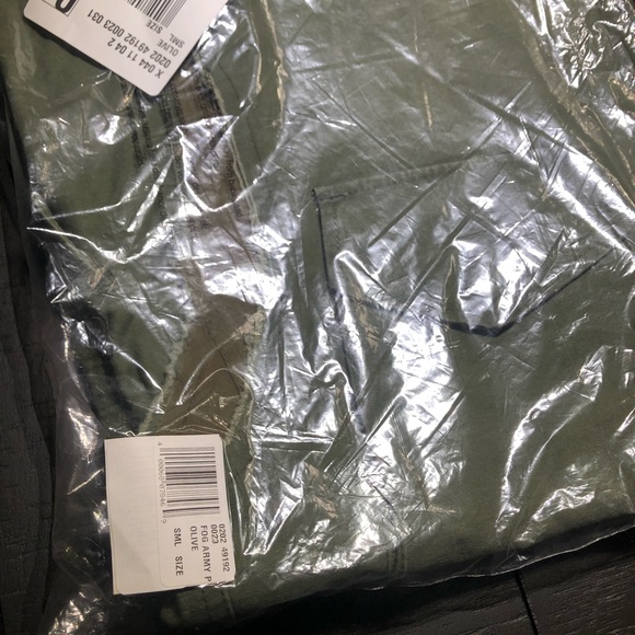 Fear of God FOG Army Parker Cutoff Vest Olive - Picture 6 of 6
